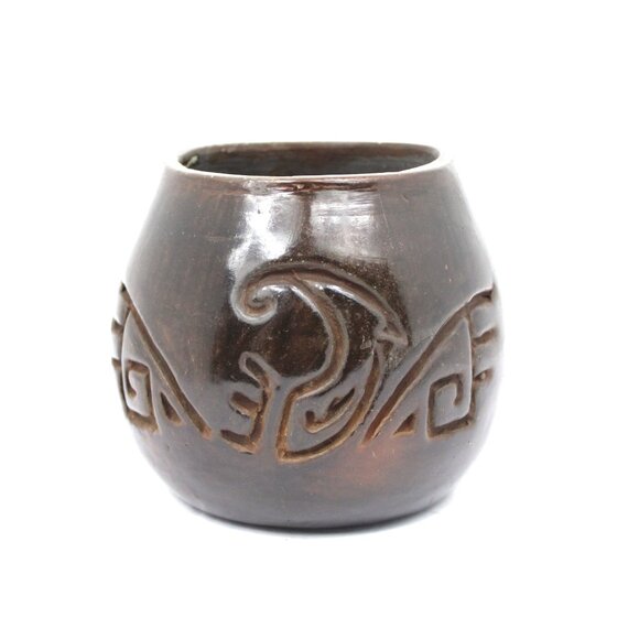 Mexican Vintage Folk Art DARK BROWN ON BROWN POLISHED CARVED DESIGN Pottery Vase - Picture 3 of 6